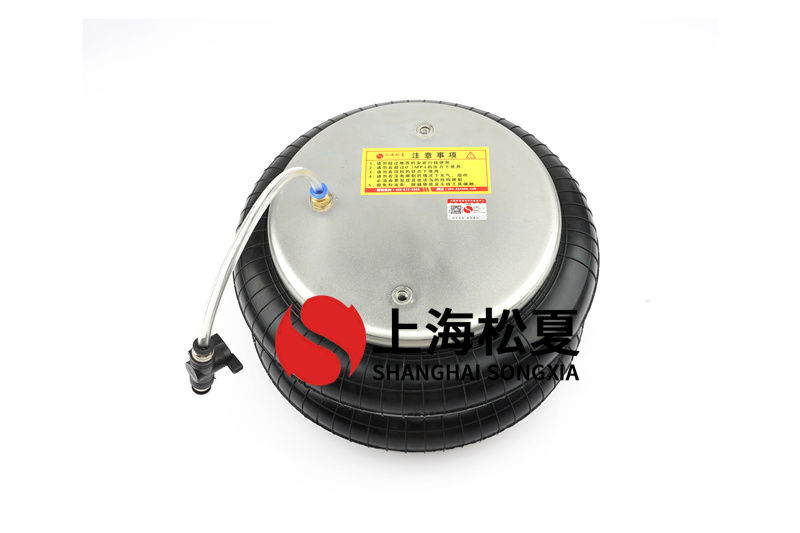 氣囊式氣缸在舉升設備上的應用   傳統(tǒng)舉升設備所采用的汽缸或液壓油缸開展舉升物件，需要組裝空間很大，生產制造艱難，凈重重，很容易發(fā)生泄露，檢修不方便。氣囊式氣缸廣泛應用做為舉升設備的舉升元器件后，擺脫舉升設備中國的傳統(tǒng)缺點，不用開展維修保養(yǎng)，堅固耐用，實際操作拆換便捷。所以在舉升設備上氣囊式氣缸正逐步替代汽缸商品，氣囊式氣缸可制做擰緊扭距、軸向力、磨擦扭距、扭曲角和生產流程間趨勢圖，有益于標件特性剖析，機器設備具有較高的扭距分辯率，可遮住廣的檢查。地腳螺栓，螺帽的工藝性能實驗包括一些方面，而擰緊特性數(shù)據(jù)測試信息內容不但與地腳螺栓自已的品質相關，還和它運用和安裝規(guī)范相關。  在避震設備上運用  具有隔音降噪、自振頻率低的優(yōu)點，可以更好地完成振動保護、振動設備底座和自動控制系統(tǒng)的安穩(wěn)可靠性。因此氣囊式氣缸廣泛應用于隔振、座椅減振等設備。  做為減振基座，能夠有效控制高精度設備在運輸中免遭毀壞，如巡航設備及操縱發(fā)射系統(tǒng)的運送。用做支撐專用工具，利用自身重量較輕，操作簡便的特征。  